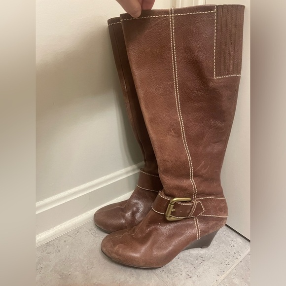 Fossil brown tall leather boots size 7 - Picture 1 of 9